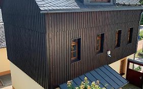 Ferienhaus Kleines Domizil Altenberg - direkt im Zentrum von Altenberg gegenüber vom Skilift